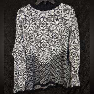 Vintage Separate Issue Acrylic Black & White Boxy Fit Sweater medium